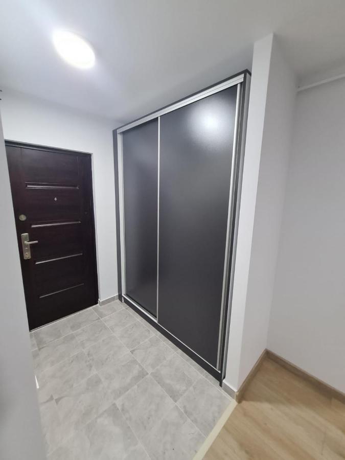Garsoniera Lux Lorena&Kevin بيتستِ المظهر الخارجي الصورة